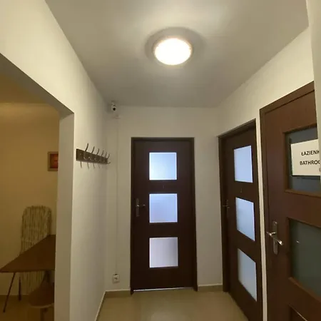 Fantastic-inn - Swietokrzyska Apartman